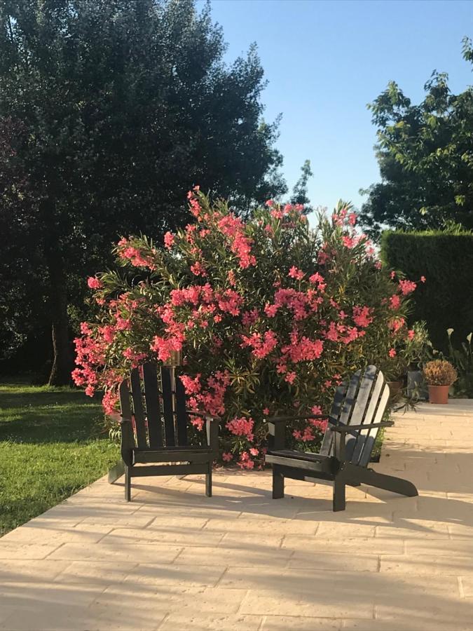 Logis De Pierre Levee Bed and Breakfast Bessines Εξωτερικό φωτογραφία