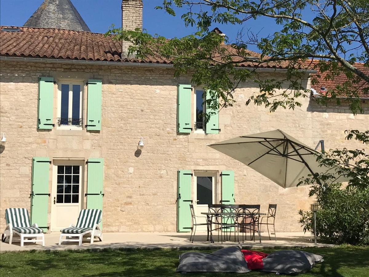 Logis De Pierre Levee Bed and Breakfast Bessines Εξωτερικό φωτογραφία