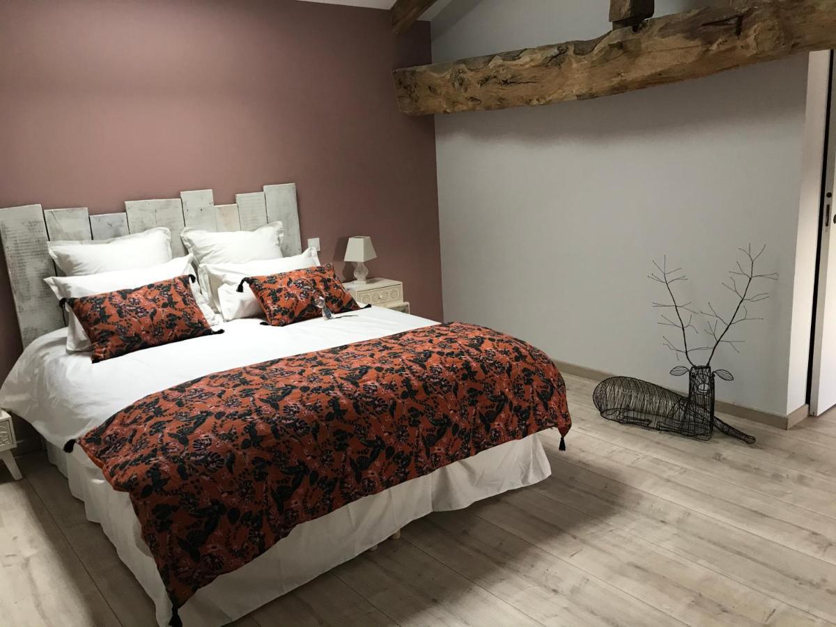 Logis De Pierre Levee Bed and Breakfast Bessines Εξωτερικό φωτογραφία
